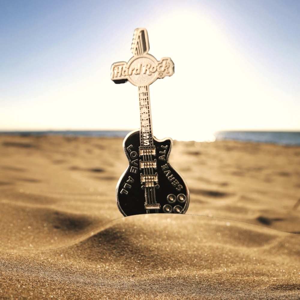 Hard Rock " All access" Pin